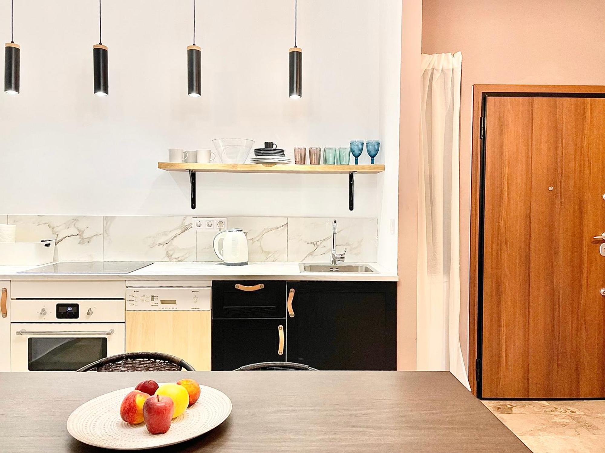 Comfy And Spacious Two Bedroom Apartment With Balcony Athènes Extérieur photo